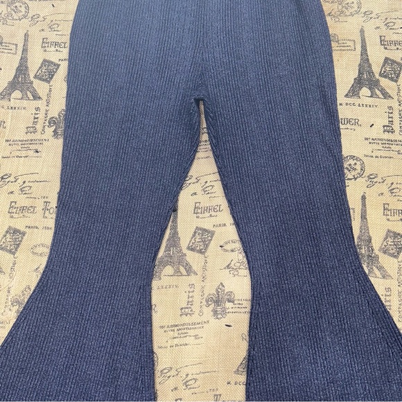 Anthropologie Pilcro Indigo Blue Sweater Ribbed Flare Sweatpants Size L - Picture 4 of 16